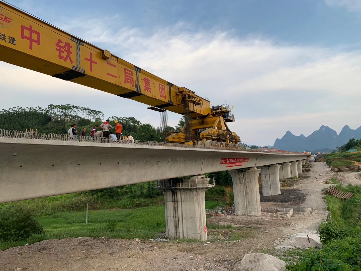 湘乡预应力加固在公路桥梁施工应用